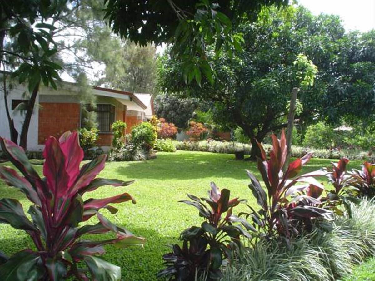 Hotel Villas Colibri Alajuela Exterior photo